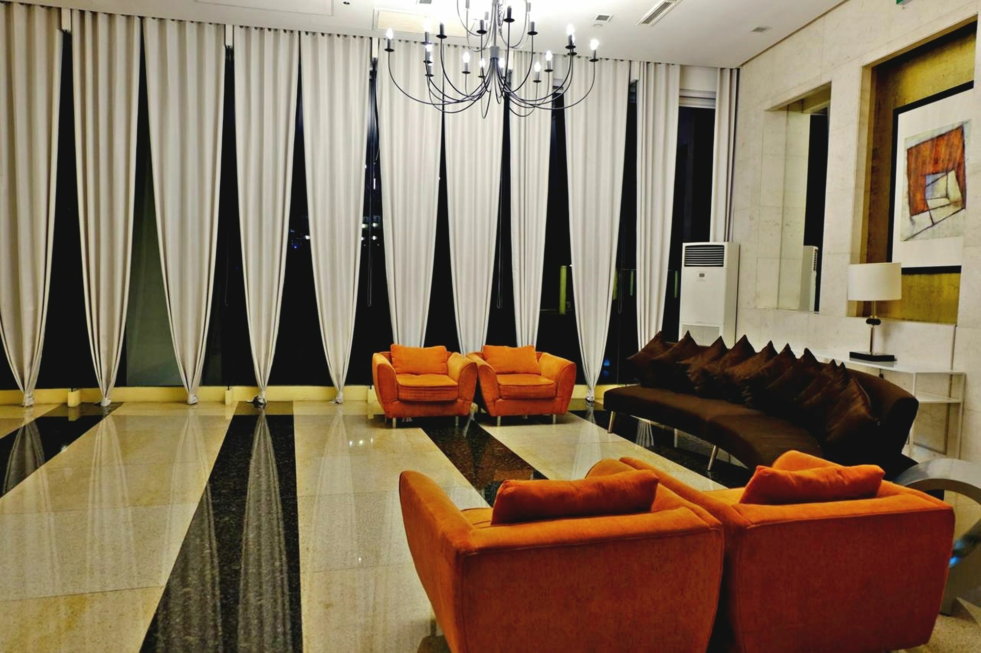 Bellagio Towers By Stays Ph Makati City Exterior photo